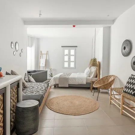 Aparthotel Little Venice 4*