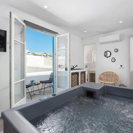 Little Venice Aparthotel 4*