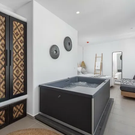 Little Venice 4* Mykonos Town